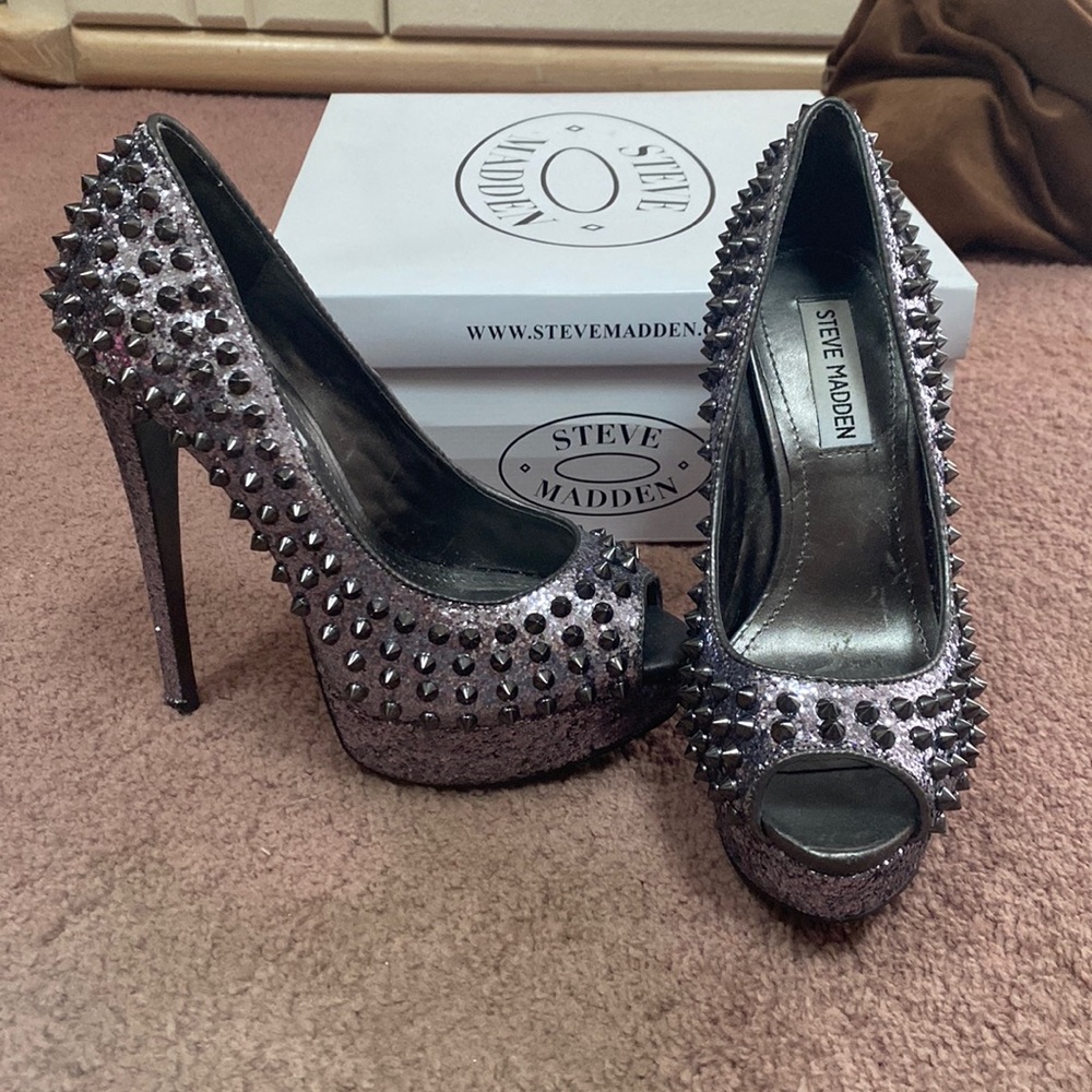 Steve Madden heels